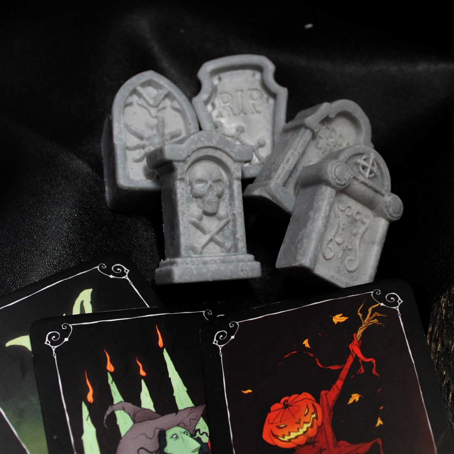 🪦 Tombstone Wax Melts – Gothic Fragrance for the Morbidly Inclined