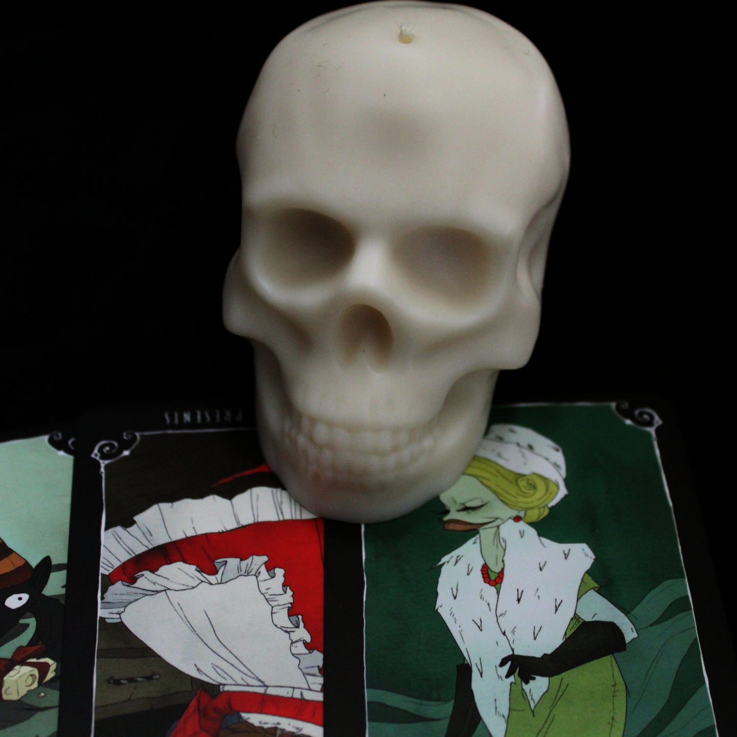 💀 Skull Pillar Candle – Gothic Decor That Smolders with Intent