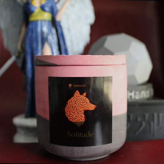 🌊 Solitude Candle — The Jewel of Skyrim, Captured in Wax 🌊